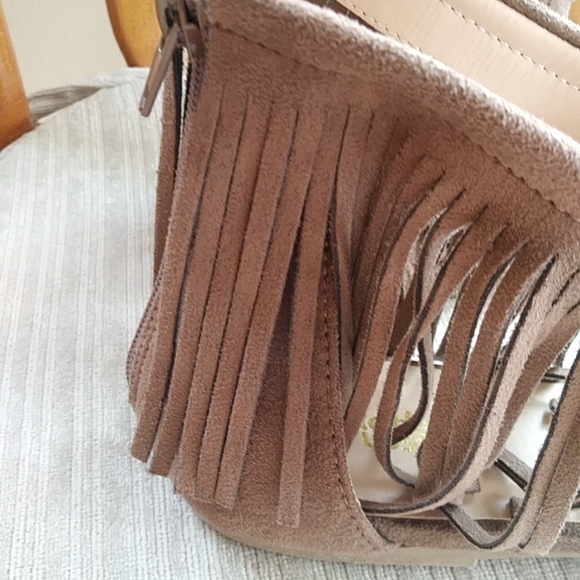 Charlotte Russe Fringe Ankle Faux Suede Pointy Toe Flat Shoes 10 Brown - Picture 15 of 16